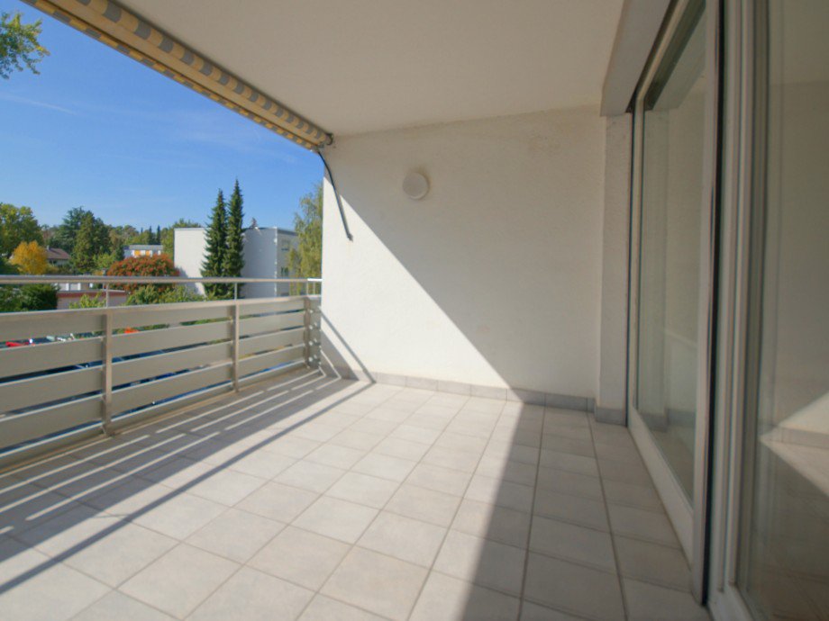 Balkon01 Etagenwohnung Seeheim-Jugenheim