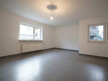 Hauptbild VERMIETET - Schicke 1-Zimmer-Wohnung mit Tageslichtbad in bester Lage von Seeheim