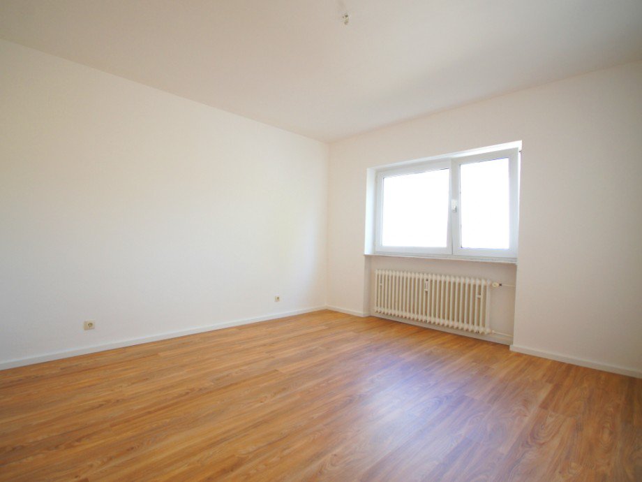 Schlafzimmer01 Etagenwohnung Seeheim-Jugenheim