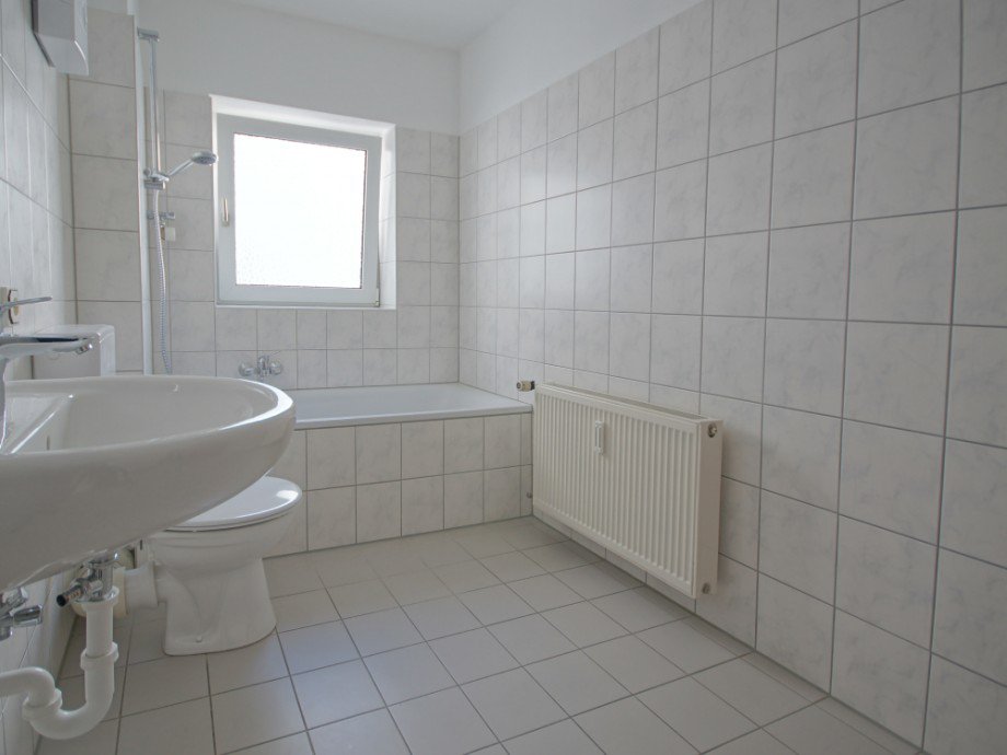 Bad02 Etagenwohnung Seeheim-Jugenheim