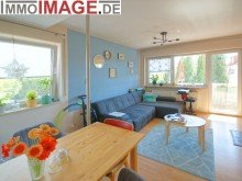 Wohnzimmer VERKAUFT -  2-Zimmer-Wohnung 
mit Balkon mitten in Griesheim