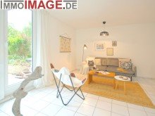 Wohnzimmer VERKAUFT - Provisionsfrei f�r den K�ufer: Sonnige 2-Zimmerwohnung mit Garten und 2 Terrassen