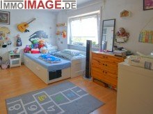Kinderzimmer VERKAUFT -  2-Zimmer-Wohnung 
mit Balkon mitten in Griesheim