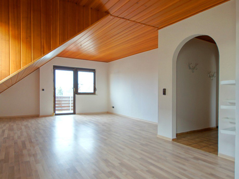 Wohnzimmer01 Dachgeschosswohnung Trebur / Astheim