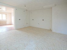 EG_K�che VERKAUFT - Schicke Doppelhaush�lfte mit Sanierungsbedarf im Griesheimer S�den