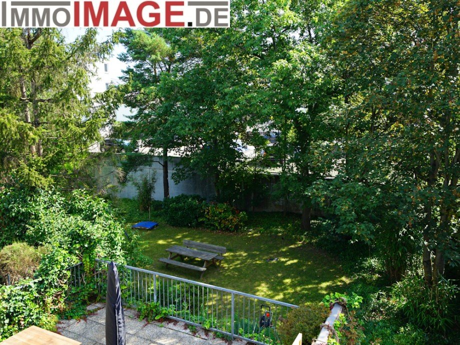 Blick vom Balkon Etagenwohnung Darmstadt