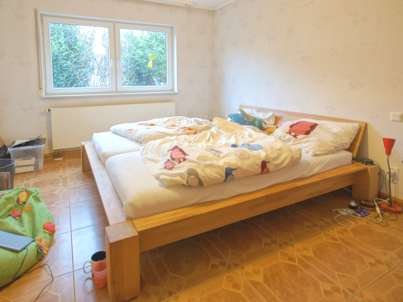 Schlafzimmer Einfamilienhaus Griesheim