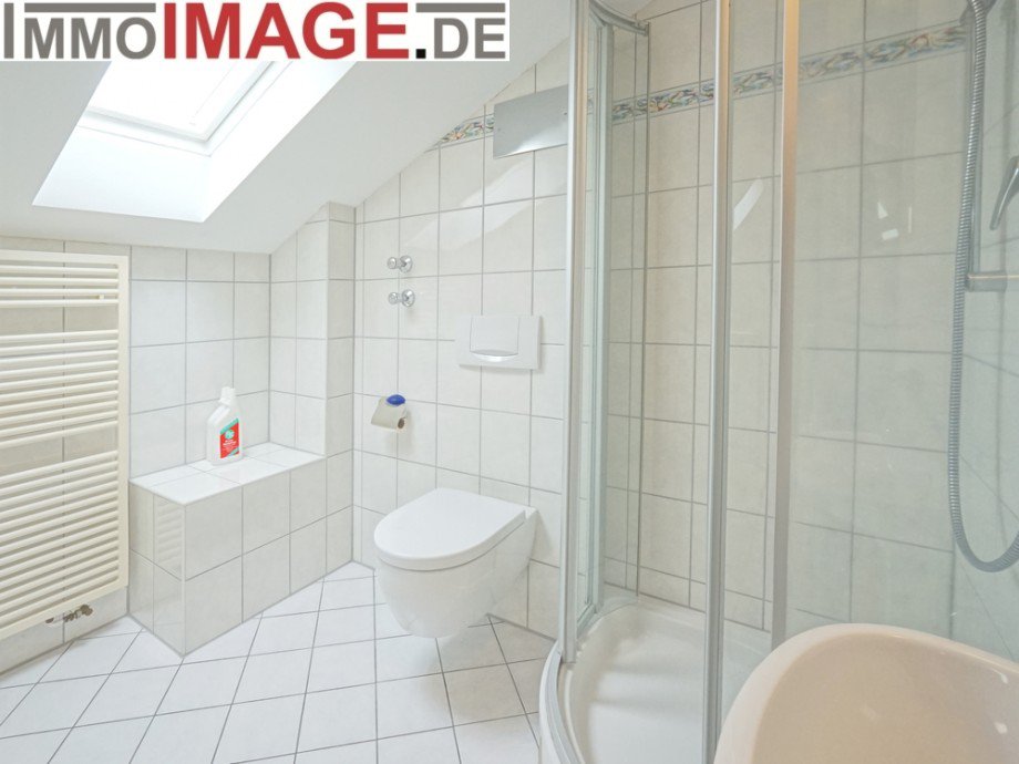 Duschbad_DG Reihenmittelhaus Darmstadt